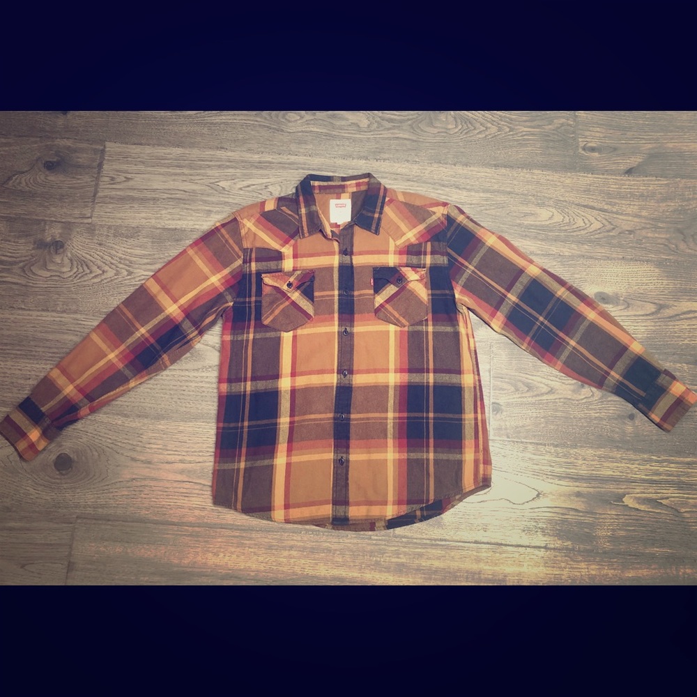 Levi’s casual button down